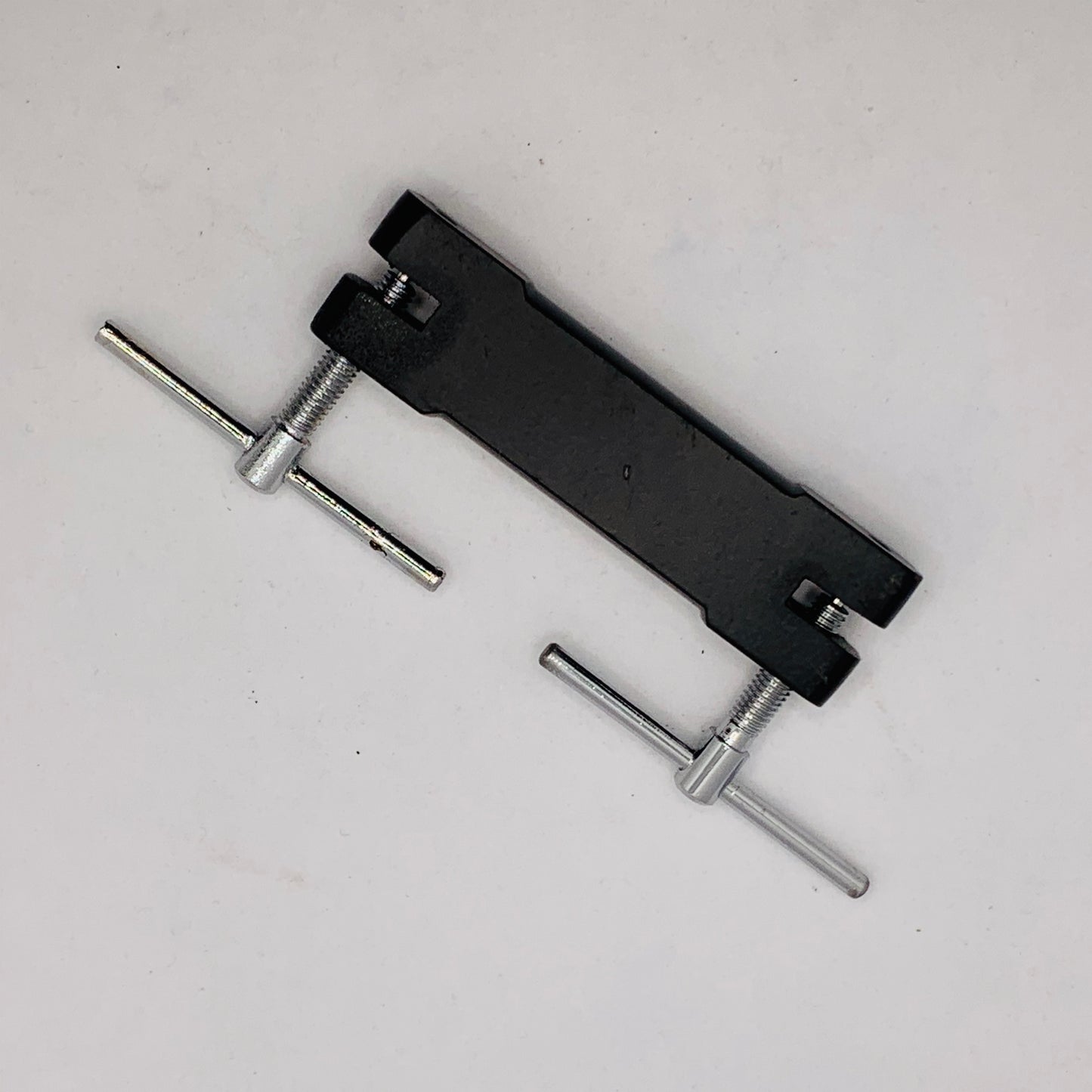 Bench - hole maker 1.6mm - 2.3mm