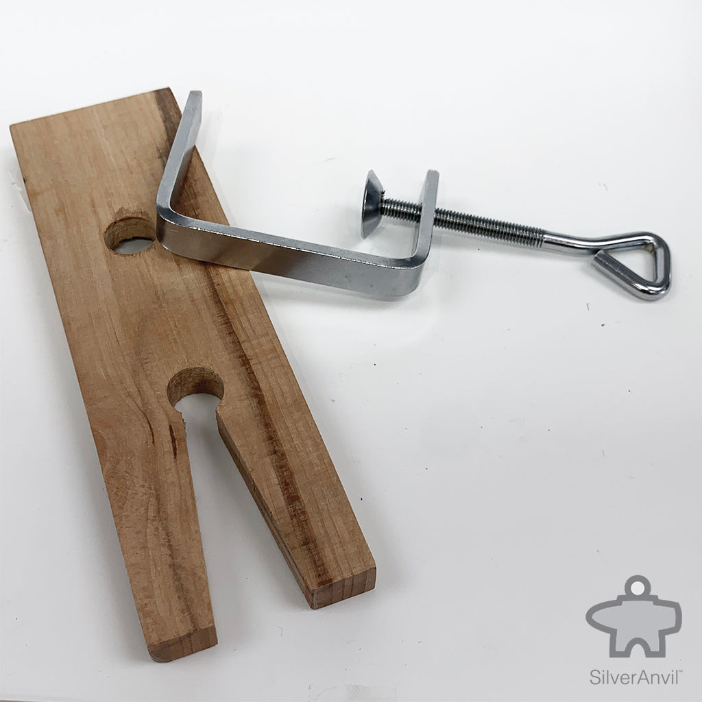 Bench Pin with V-Slot Clamp