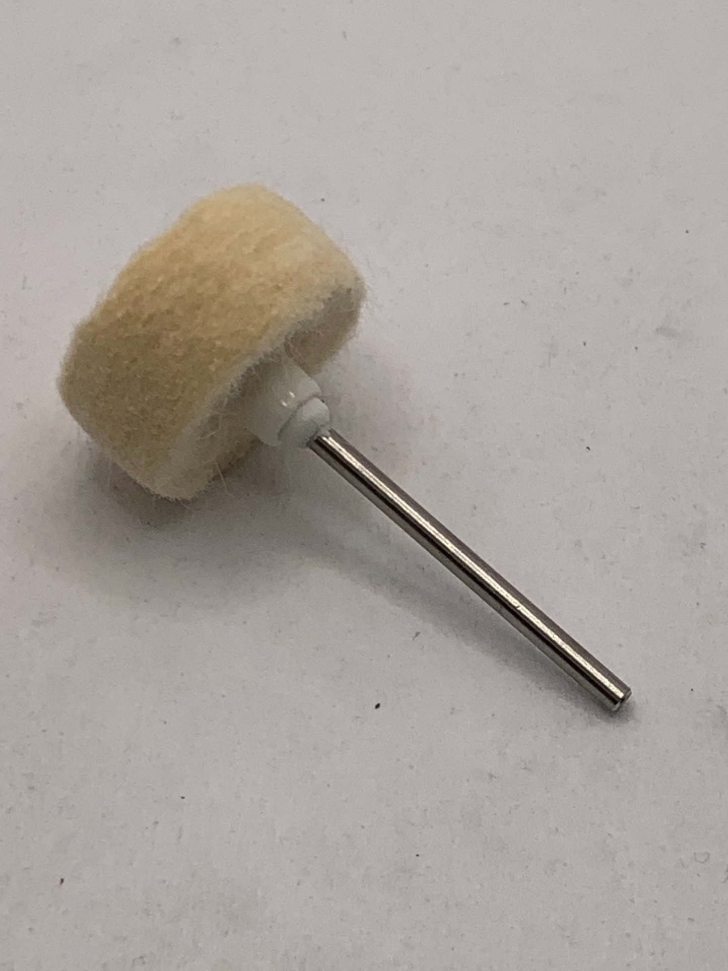 Mounted soft felt buff 1" 3/32