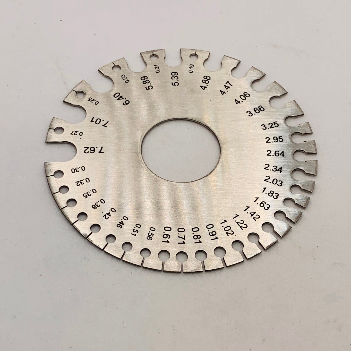 Gauge -precision steel gauge round